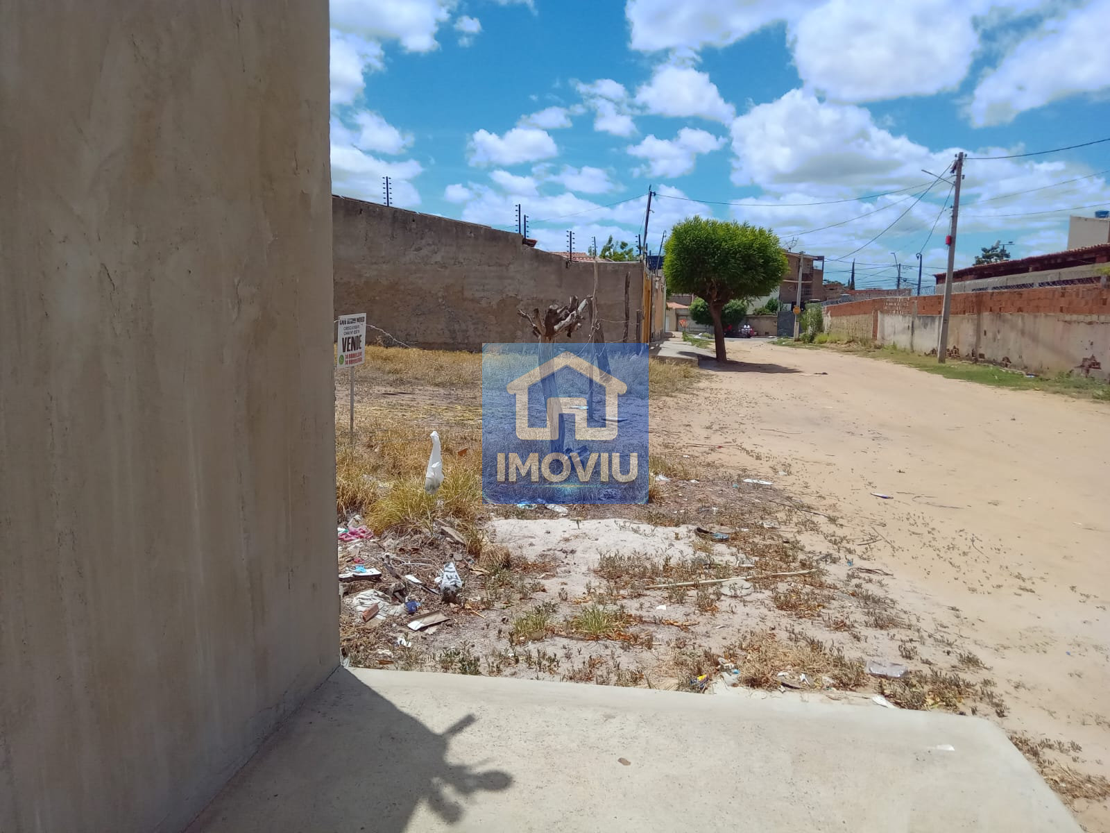 Terreno localizado na Rua Paraiba, Novo Encontro, Juazeiro, Bahia - IMOVIU